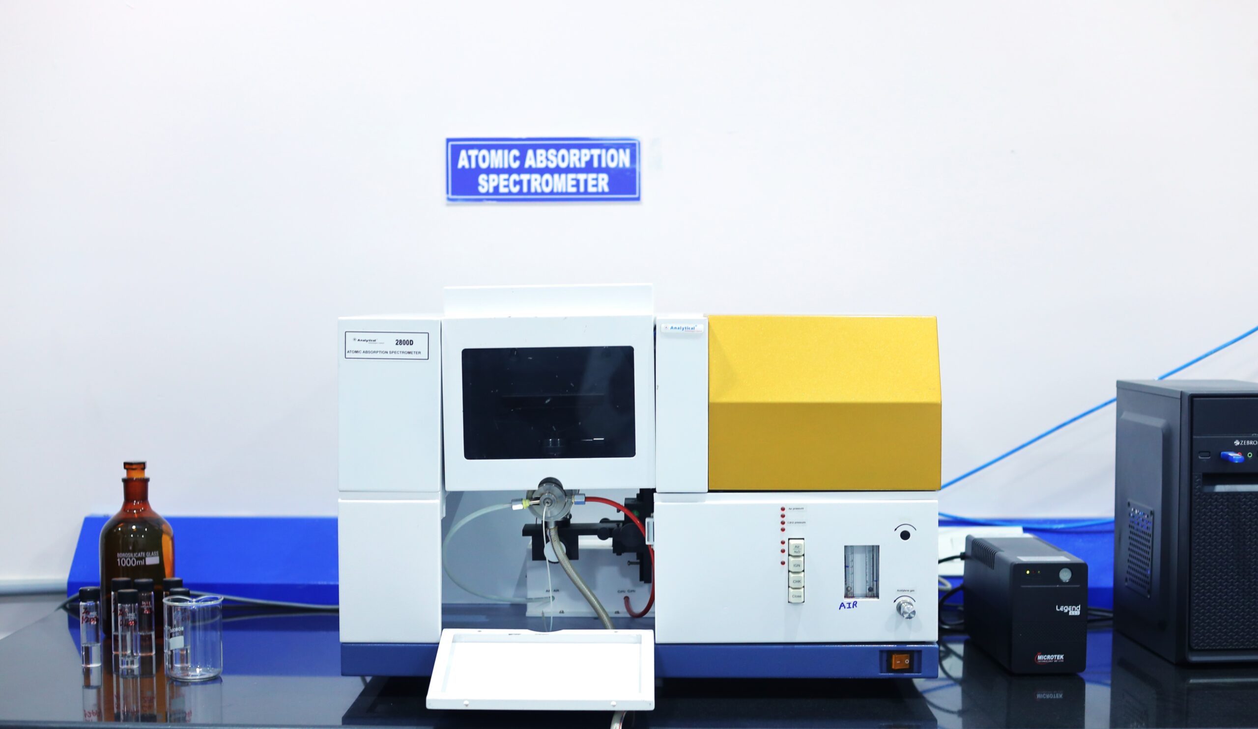 Atomic Absorption Spectrometer